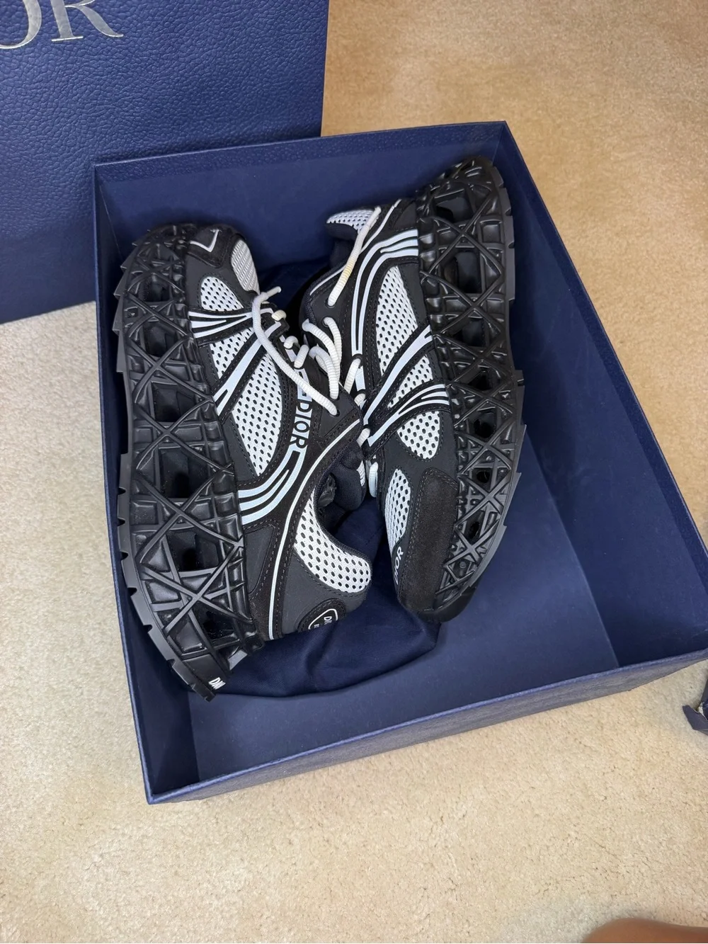 B35 NXXT Sneaker Dior NEW WITH TAGS